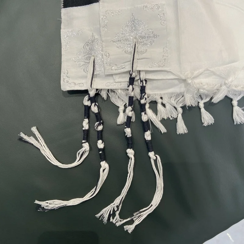 Tallit Talit Tallis Fringed Garment Prayer Shawl Religious Jews Twined and Knotted Fringes Tzitzit Attached To Its Four Corners