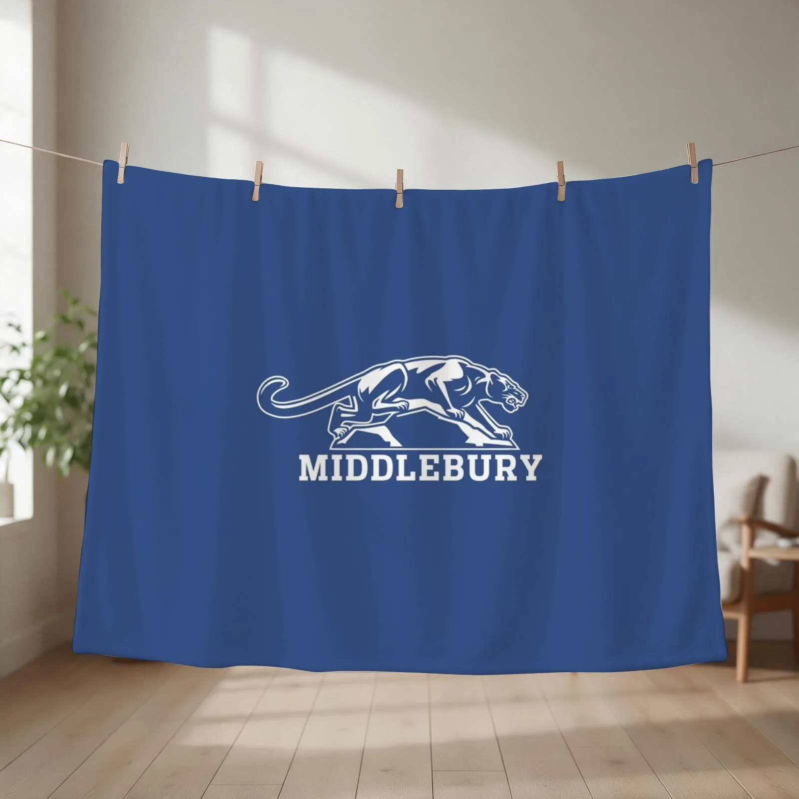 Middlebury PANTHERS VT Throw Blanket couch cozy soft plush fuzzy picnic outdoor blanket
