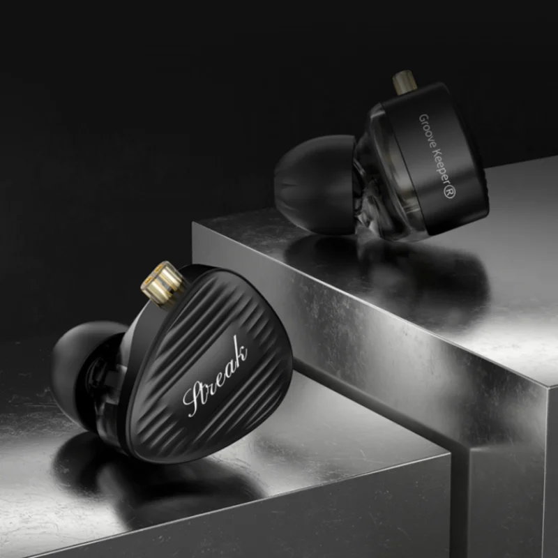 

GK STREAK in Ear Earphones Low Frequency Dynamic Driving Unit + Microplate Tweeter Unit Headphones