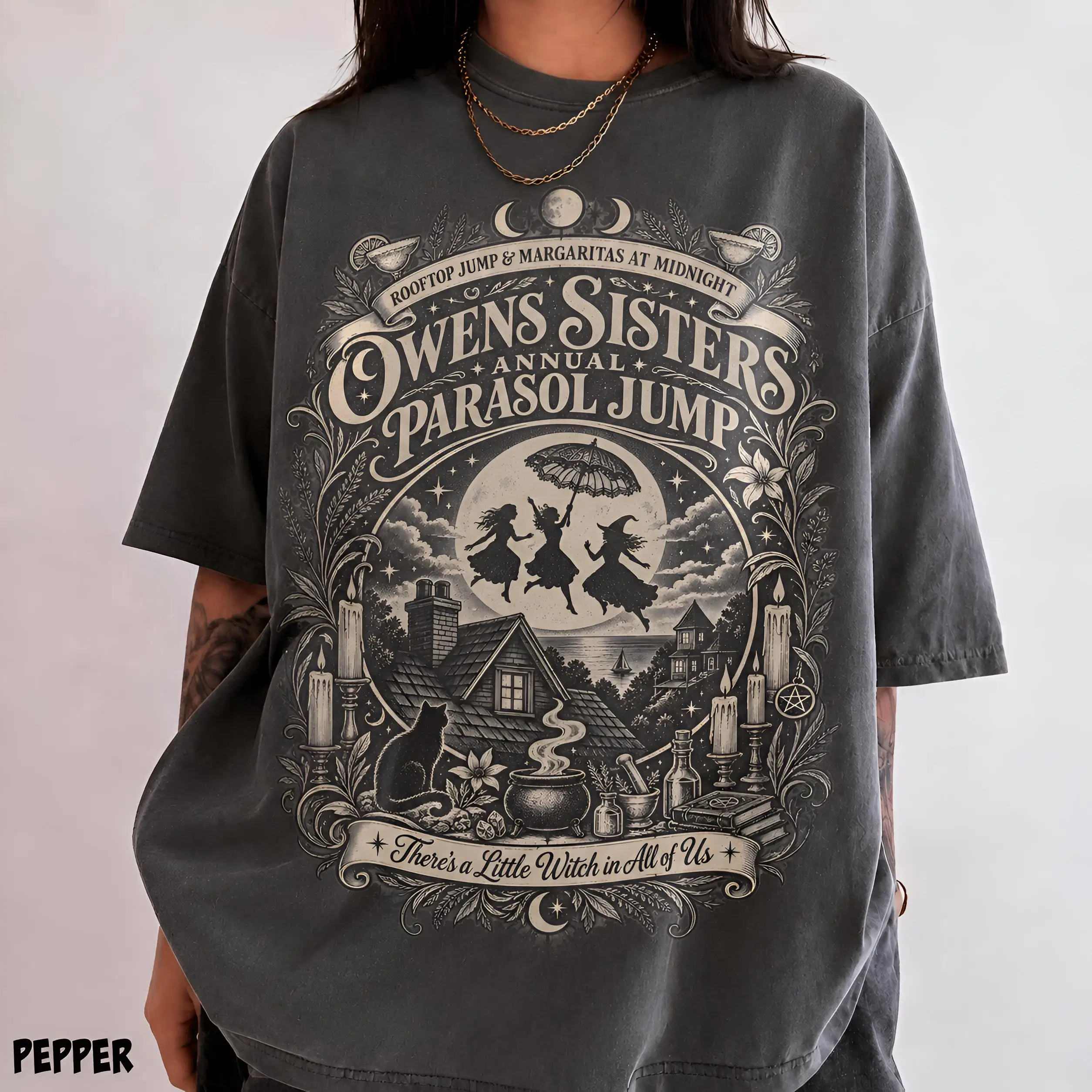 Praktisches Halloween-Shirt mit dem Motiv „Owens Sisters Parasol Jump Midnight Margaritas“, kurzärmeliges T-Shirt für Damen, geeignet für Damen und Herren. – Detail 6