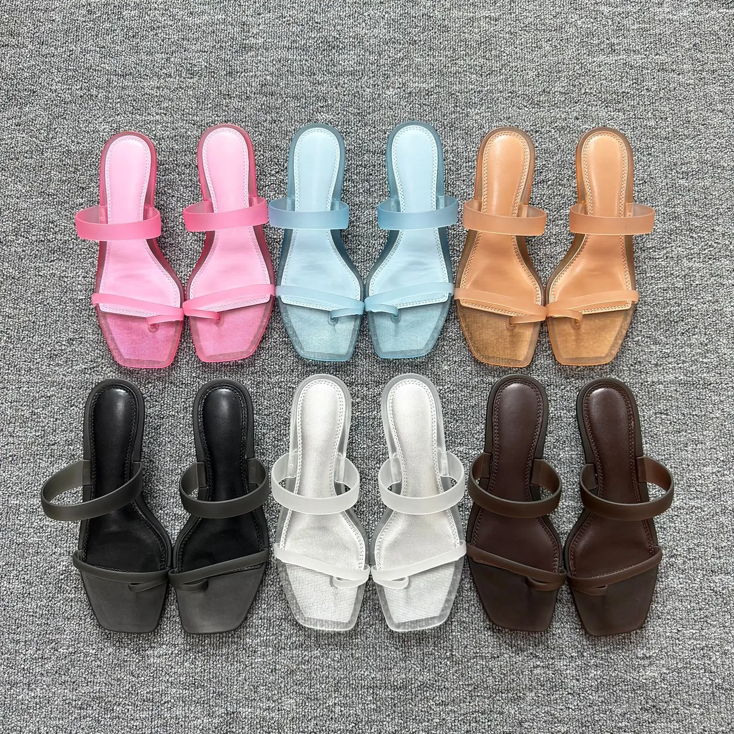 Summer 2027 New Women's Clip on Sandals Adult's Square Headed Fashion Flip Flops Crystal Jelly Slippers Non-slip Beach Shoes