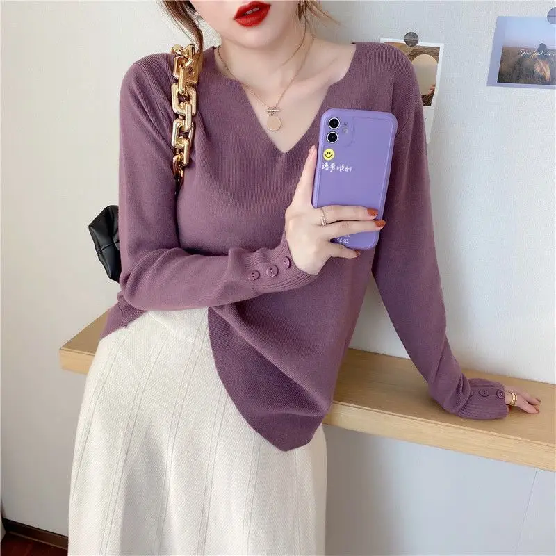 Western Style Long Sleeved Knitted Sweater for Women Oversized V-neck Sweater for Women Loose and Versatile Shirt