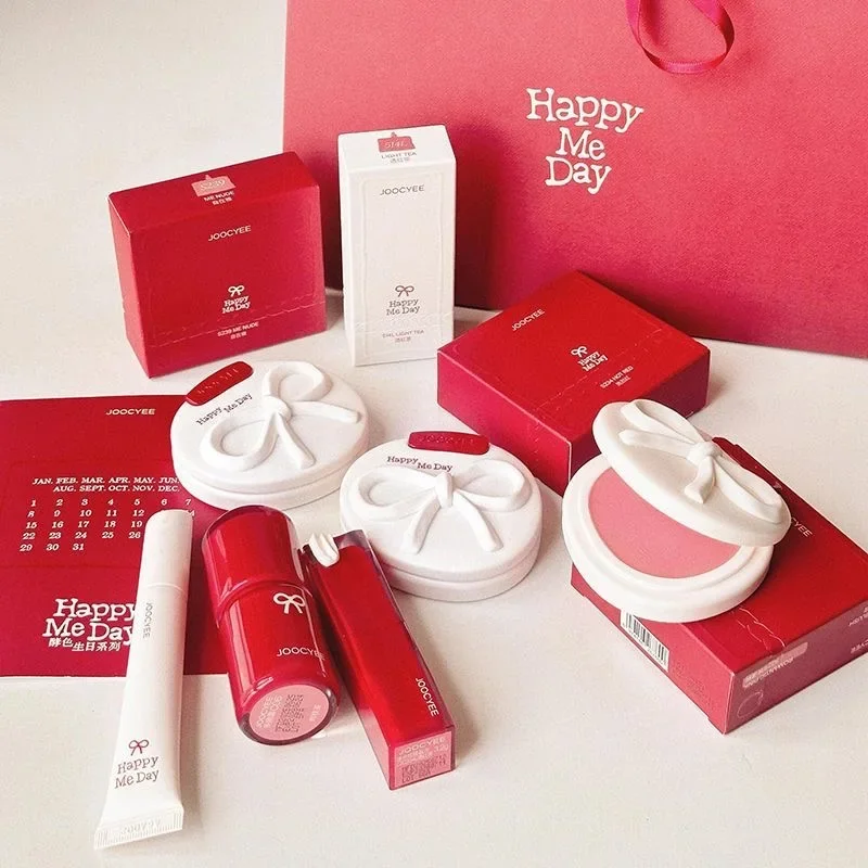

Joocyee Limited Birthday Series Cosmetics Set Mouth Red Lip Glaze Powder Blusher Cream Lip Gloss Hand Cream Birthday Gift Box