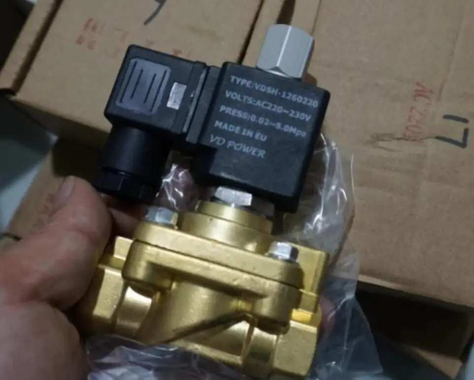 

VDSH-1260220 Air Compressor Unloading Solenoid Valve W220 037680