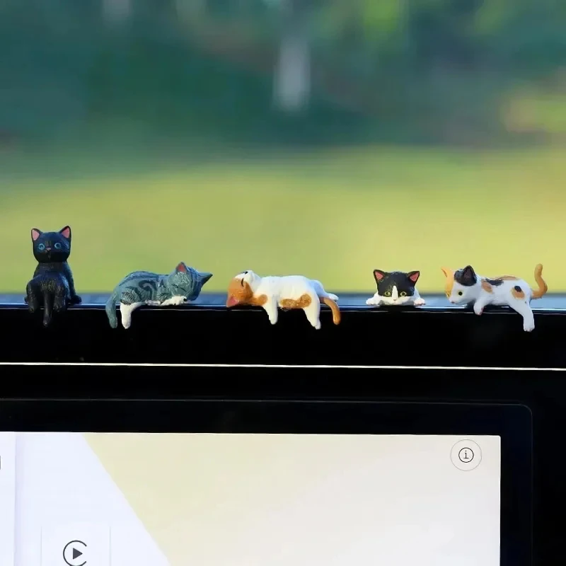 5 Stück Mini-Cartoon-Katzen-Autodekorationen, niedliche Katzenbilder zur Randdekoration von Autoscheiben, kreative Mikrolandschaften – Detail 7