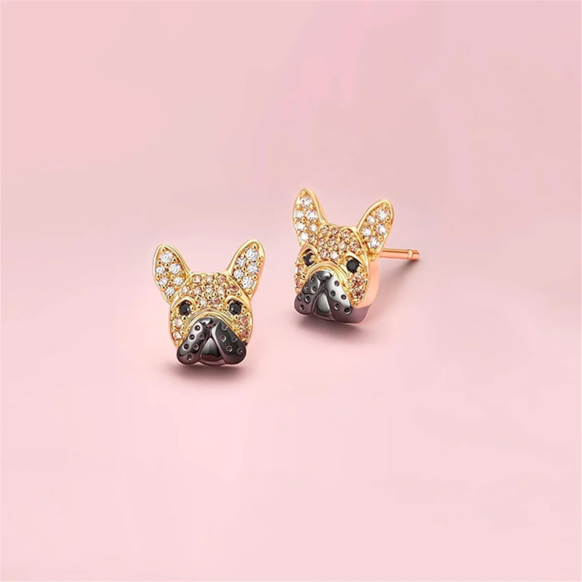 Creative Cute Golden French Bulldog Stud Earrings for Women Exquisite Pet Puppy Earrings Jewelry Holiday Gifts for Dog Lovers