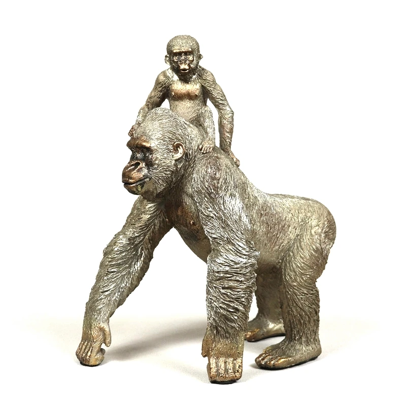 Handmade Silverback Gorilla Statue Resin Father and Son Ape Sculpture Wild Animal Love Craft Decoration Ornament Gift for Mother