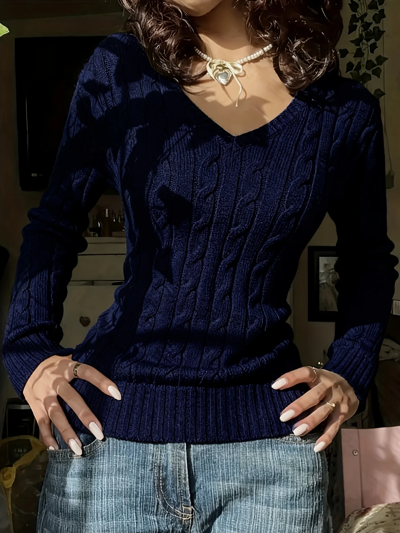 

New Spring and Autumn V-neck Slim-fit Cable Knit Sweater for Women, Core-spun Yarn Base Shirt, Versatile Sweater