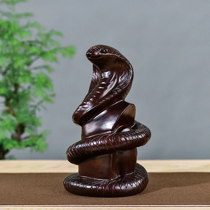 Serpiente del espíritu del zodiaco de madera maciza, decoración del hogar, 8CM, adorno de serpiente tallada de sándalo negro, accesorios de escritorio de oficina, 1 unidad