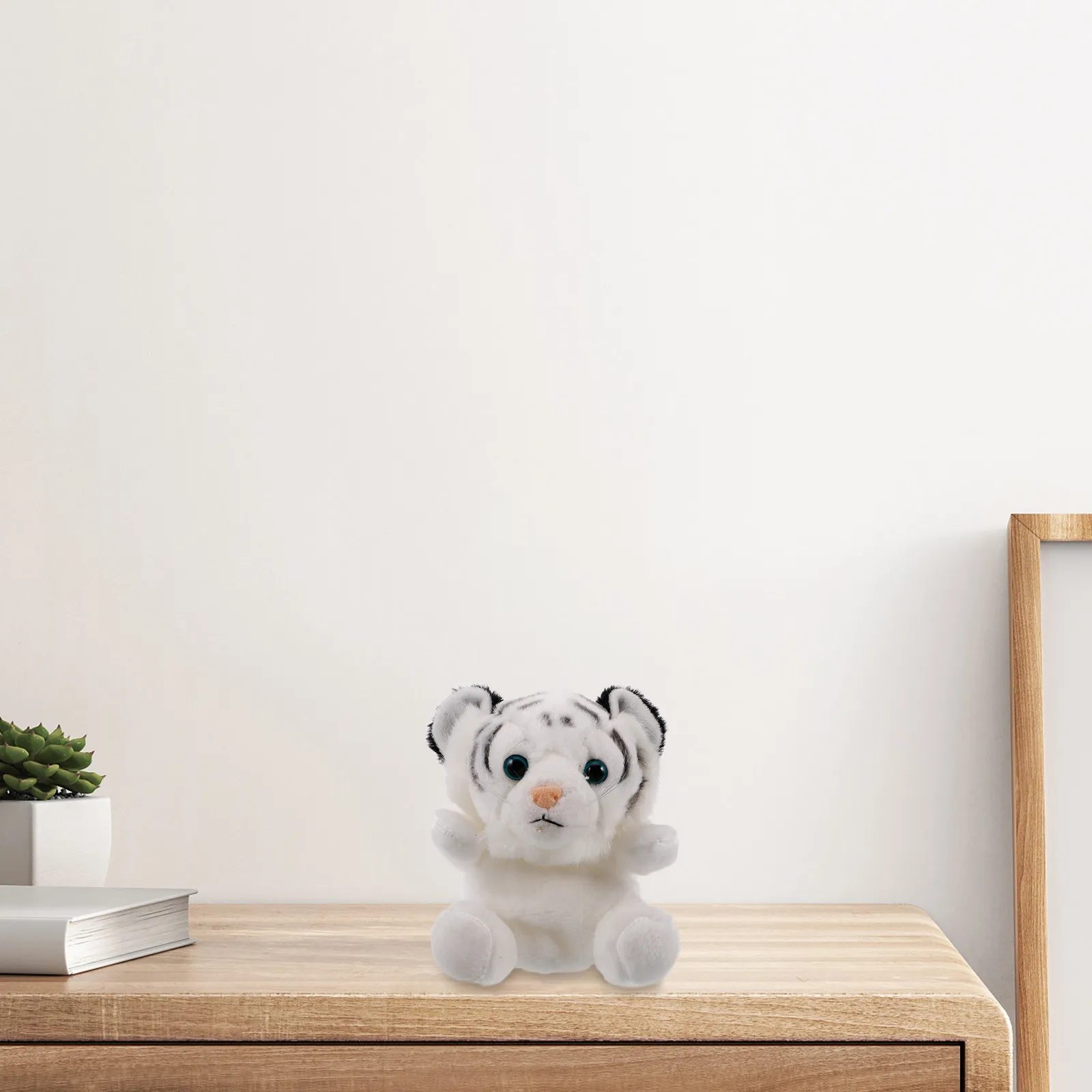 

Adorable Mini Tiger Coin Purse Keychain Bag Charm Backpack Ornament for Kids Adults Cute Kawaii Stuffed Animal Pendant Soft