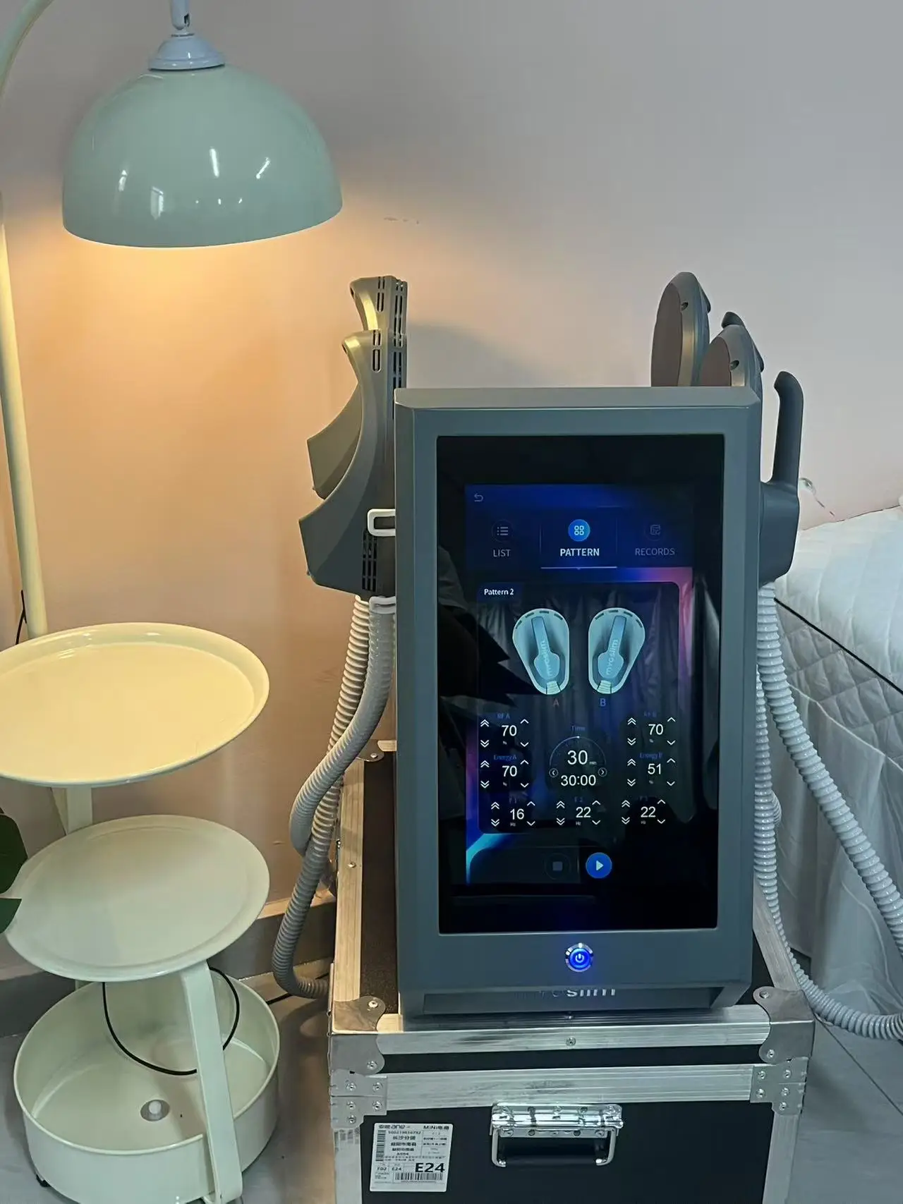 

6500W 15T 200HZ Body Shaping Machine, Professional Muscle Growth & Burn, Electromagnetic Stimulator