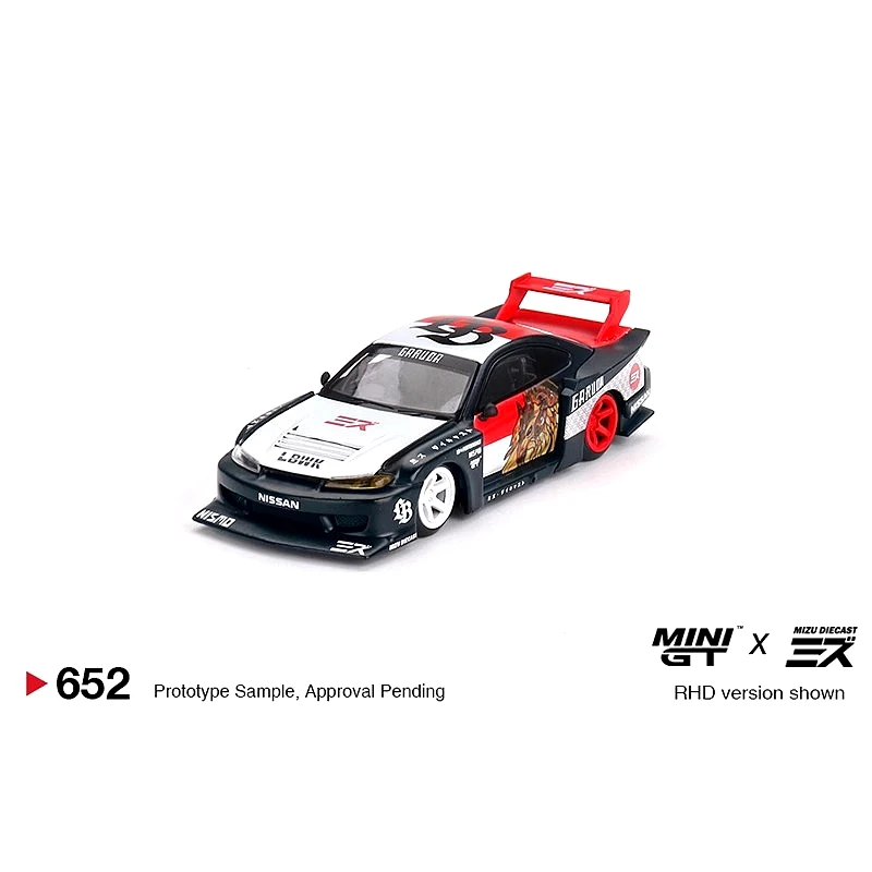 MINIGT 1:64 652 S15 SILVIA Alloy car model Scene Set Limited collection gift