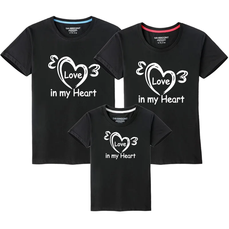 Christmas Family Matching Clothes Father Mother Daugher and Son T-shirts Love In My Heart Couple Tees