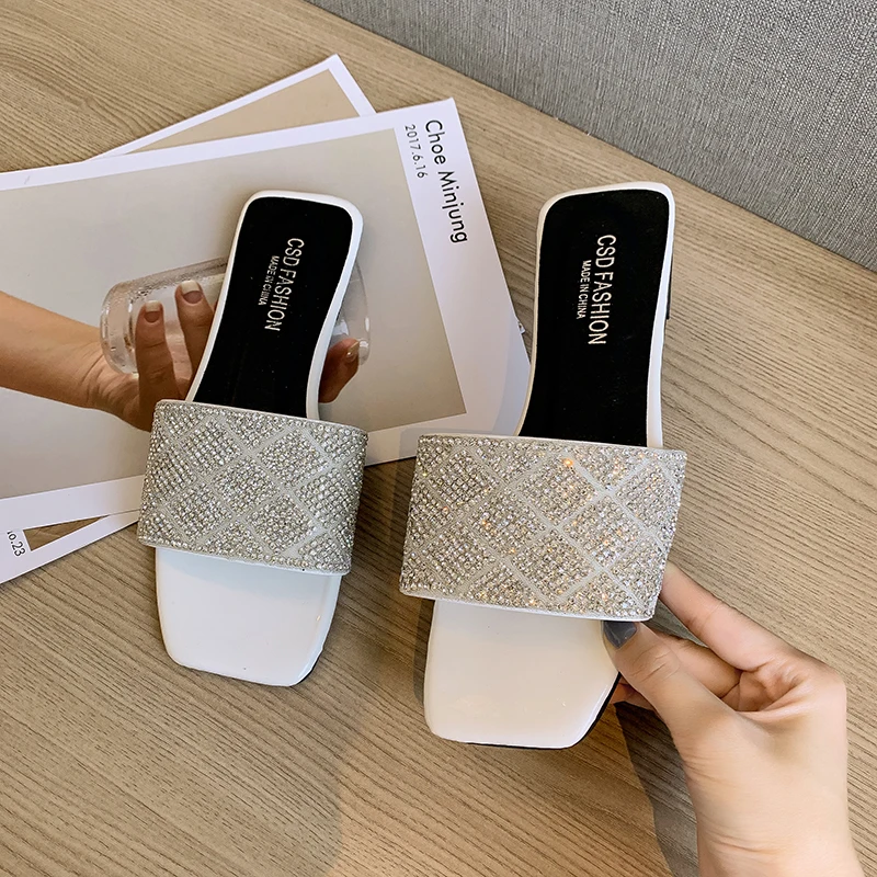 Plus Size Brand Design Rhinestone Sandals Slides Beach Shoes Women Slippers Sandals Shoes Antiskid Flat Sole Slippers Woman