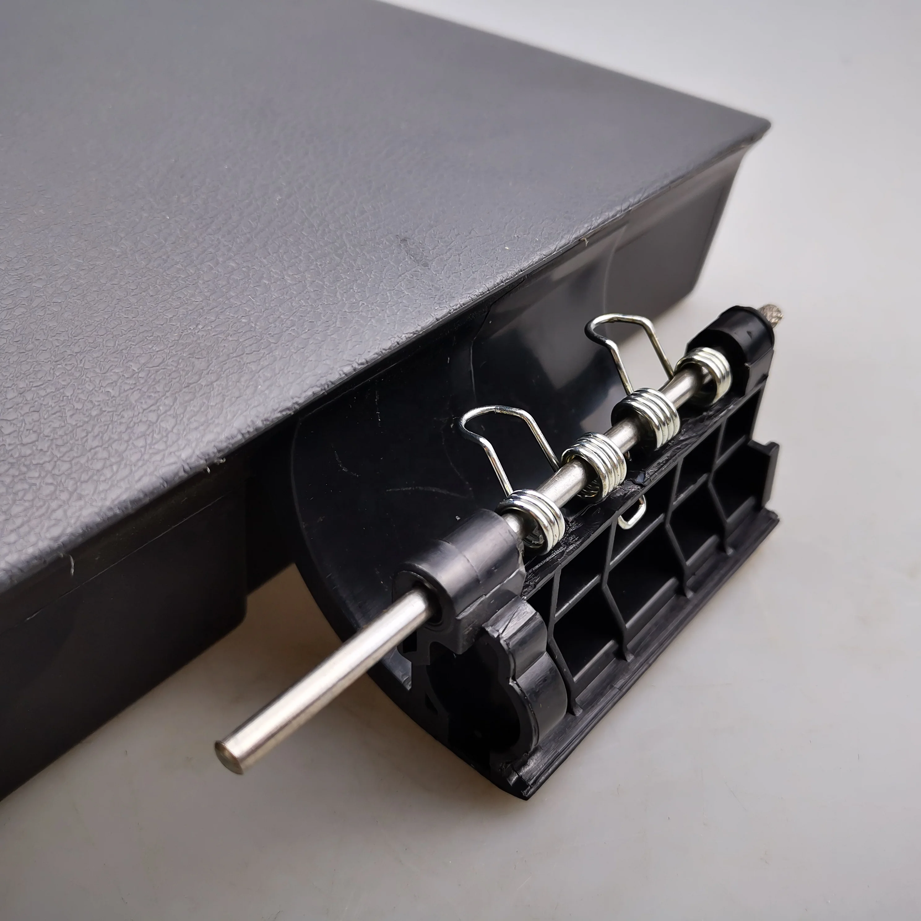 SAIC MAXUS T60 مسند ذراع لوحة العدادات الأصلية C00087588-A051