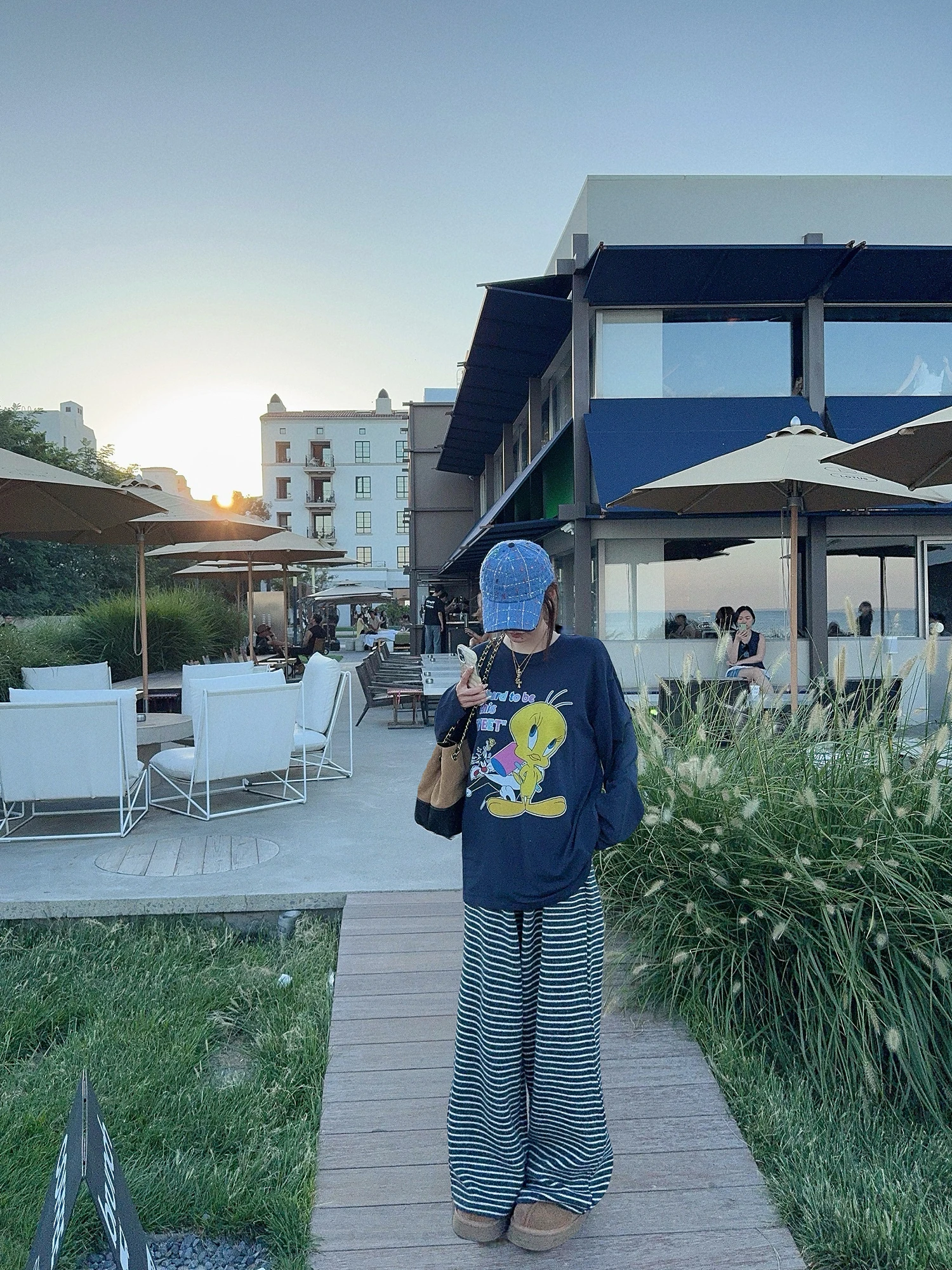 

Женские широкие брюки с высокой талией в полоску, вязаные, повседневные, свободные, осенне-зимние, стройнящие, длиной в пол, струящиеся