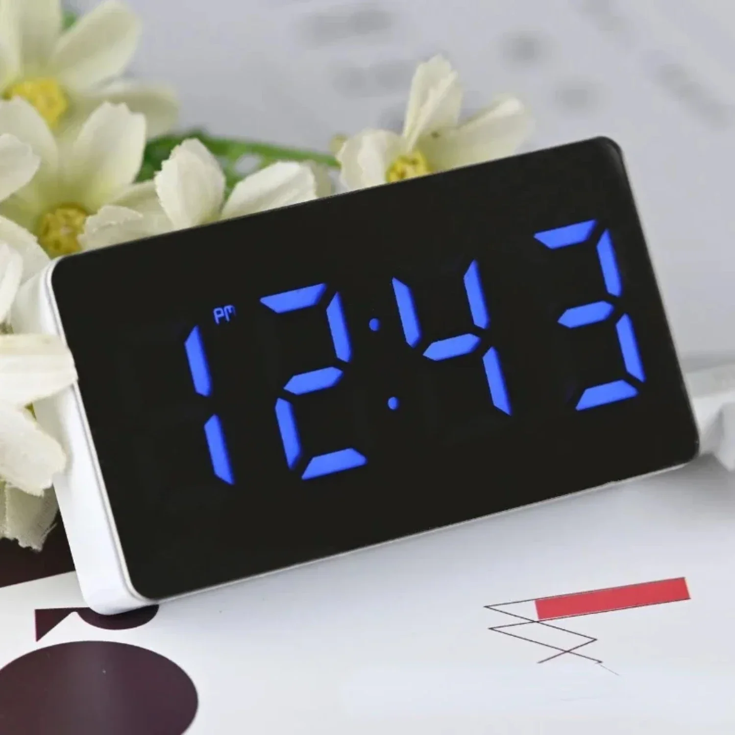 Multifunctional Digital Alarm Clock - Perfect for Desk or Desktop Use, with Mirror Table Display, Night Light, and Snooze Functi