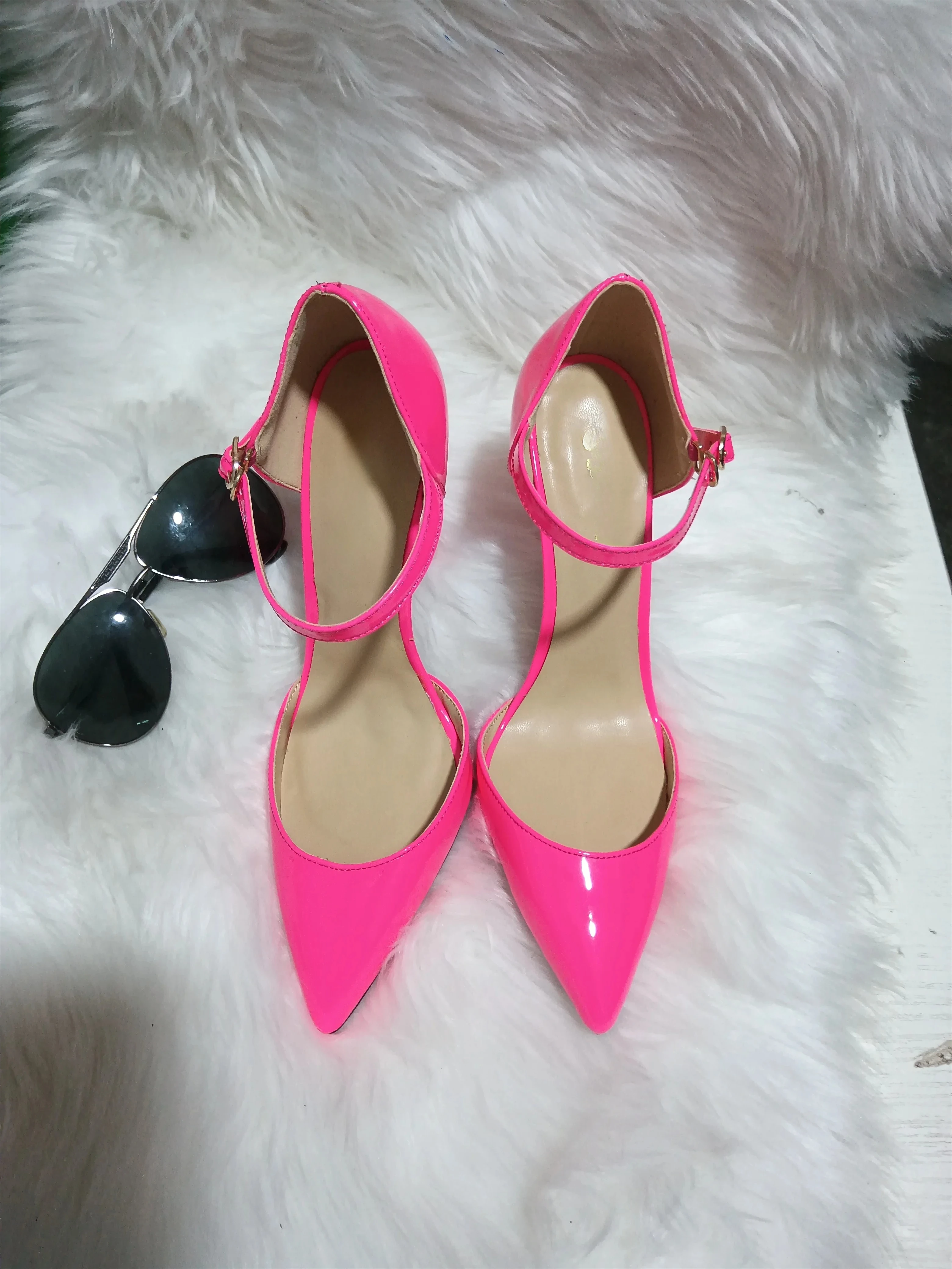 New Shallow Mouth Pointed Hollow Straw 12CM Thin Heel Fashion Versatile Comfortable High Heel Single Shoe