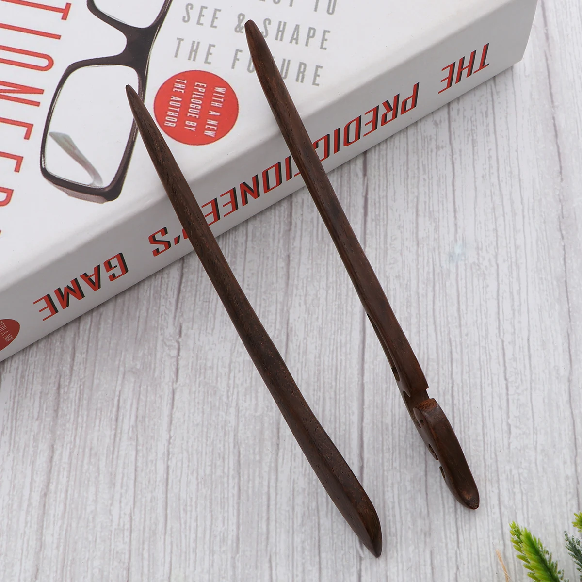 

2pcs Ebony Hairpin Sandalwood Claw Clip Durable Delicate Traditional Chinese Style Hair Accessories