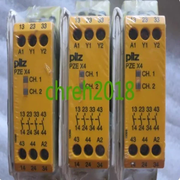 

2026 1 Pcs New Safety Relay Pze X4 774585 Brand New Original Spot Plc