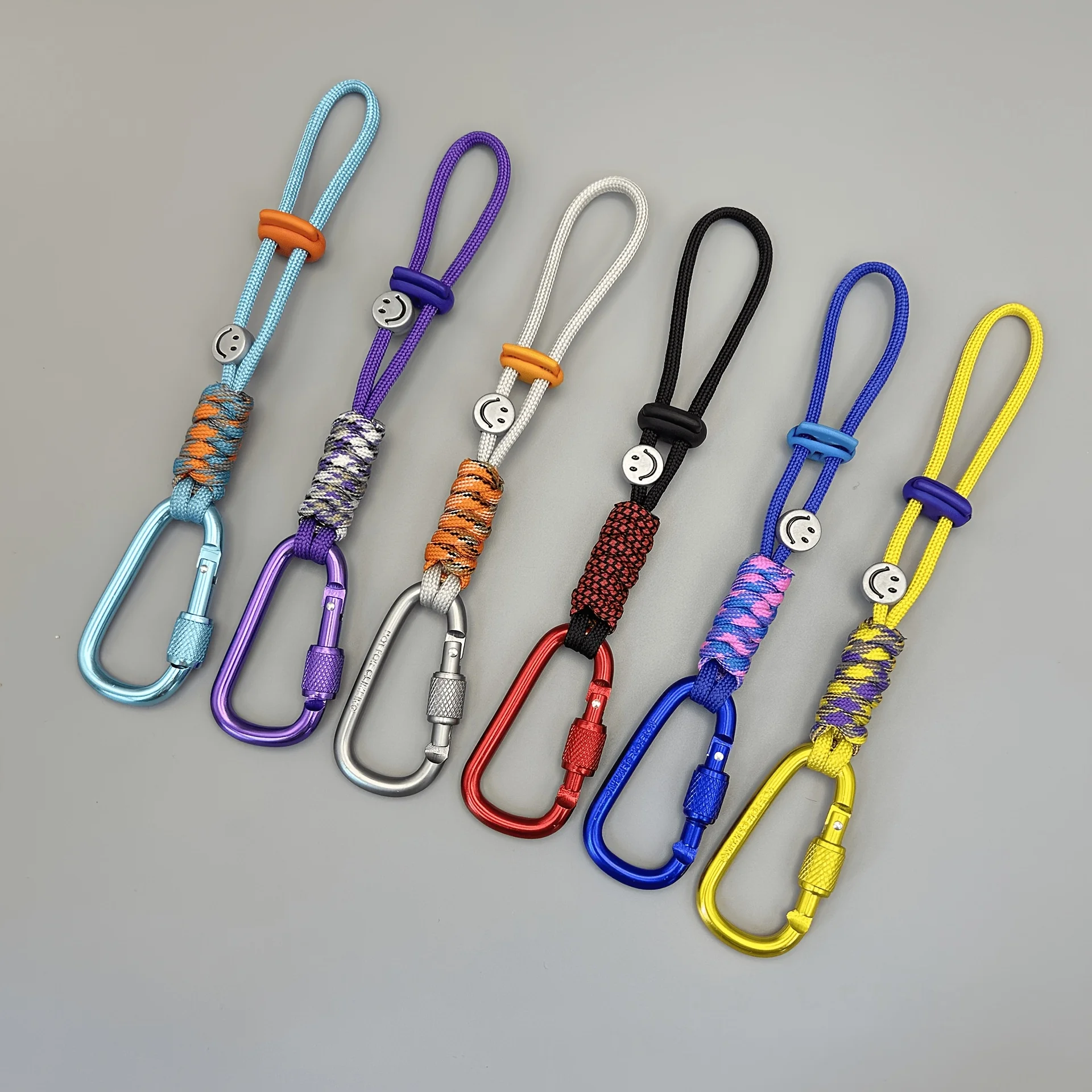 Hand woven umbrella rope keychain, outdoor hiking backpack, hanging rope, key tools, camping and cycling accessories