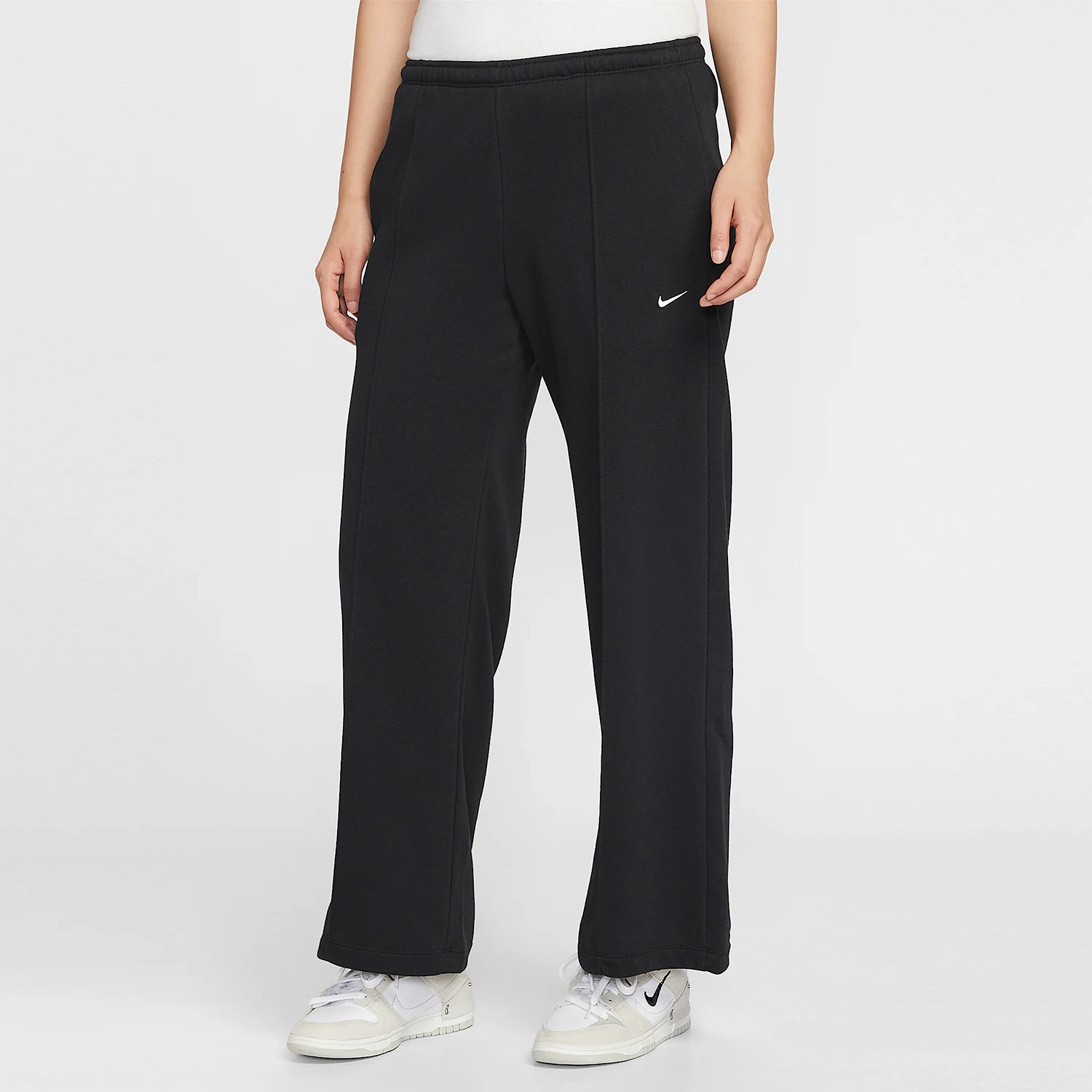 

Nike Authentic Sportswear Women's Knit Classic Everyday Pants II3979-010