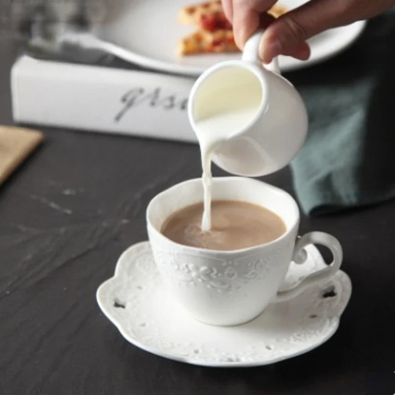 European Afternoon Tea Cafe Coffeeware Ceramic Milk Jug Barista Coffee Maker Tools Pitcher Cup Cafeteira Espumador De Leche