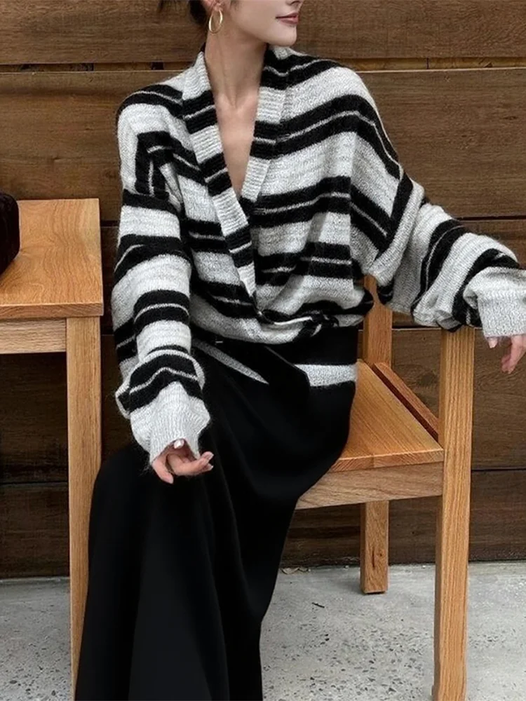 Conjunto de top e saia de malha listrada Ele 2025 outono exclusivo de duas peças irmã sle saia midi conjunto Faionable feminino O...