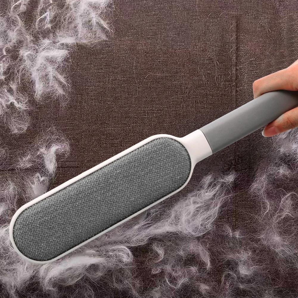 Self-Cleaning Lint Brush 5