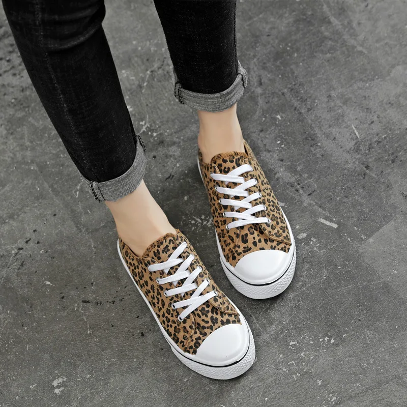 Women Canvas Flat Shoes Spring Fashion Casual Leopard Print Canvas Shoes Women Vulcanized Lace Up Walking Sneakers Size 38 42