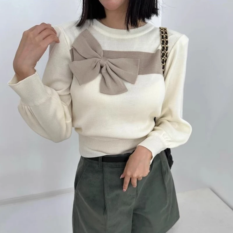 Korejpaa Korean Fashion Pullover Sweater Autumn Winter Temperament Round Neck 3D Bow Contrasting Color Slimming Pulls Knit Top