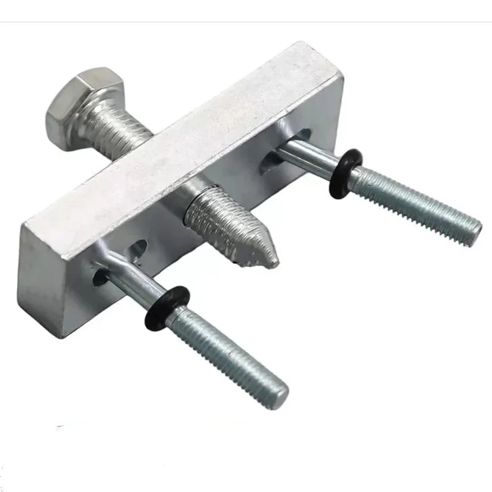 

Innovative Design Meets Durability in This High Strength Steel Flywheel Removal Tool For Quick Disassembly Tasks