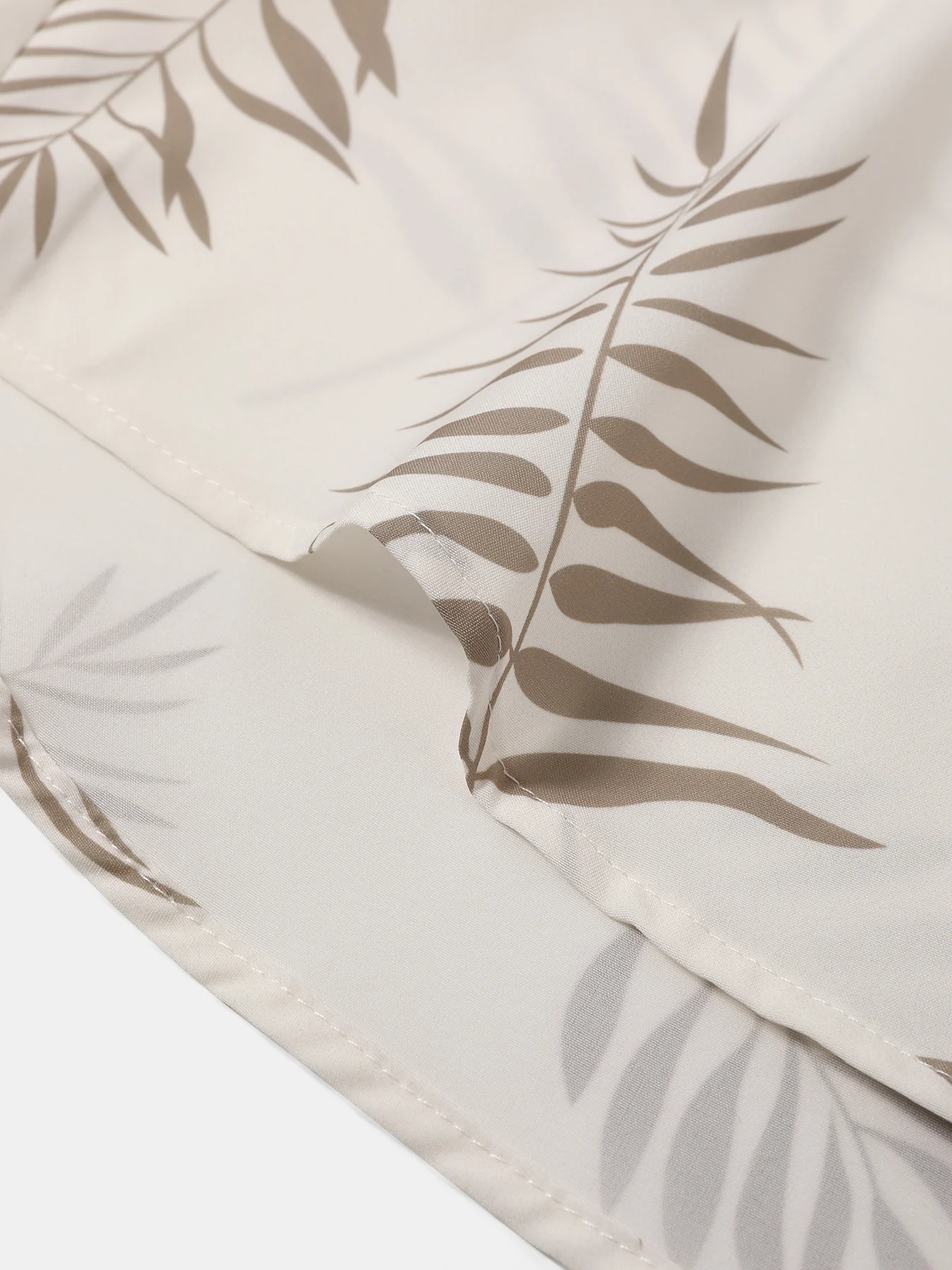 2-pack, men's short-sleeved button-down shirt with a lapel and printed pattern, paired with drawstring pants, for trendy, casual