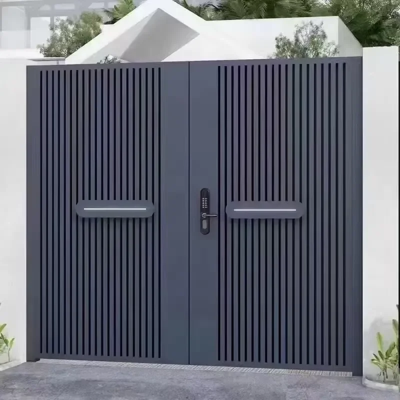 Custom Designed Sliding Outdoor Garden Aluminium Fence and Main Gate Powder Coating Aluminum Alloy Latest Style