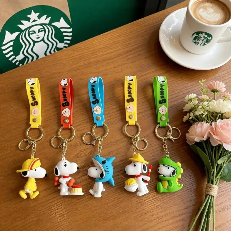 New Snoopy Keychain Kawaii Girls Backpack Pendant Cartoon Car Key Hanger Student Backpack Decoration Birthday Gift