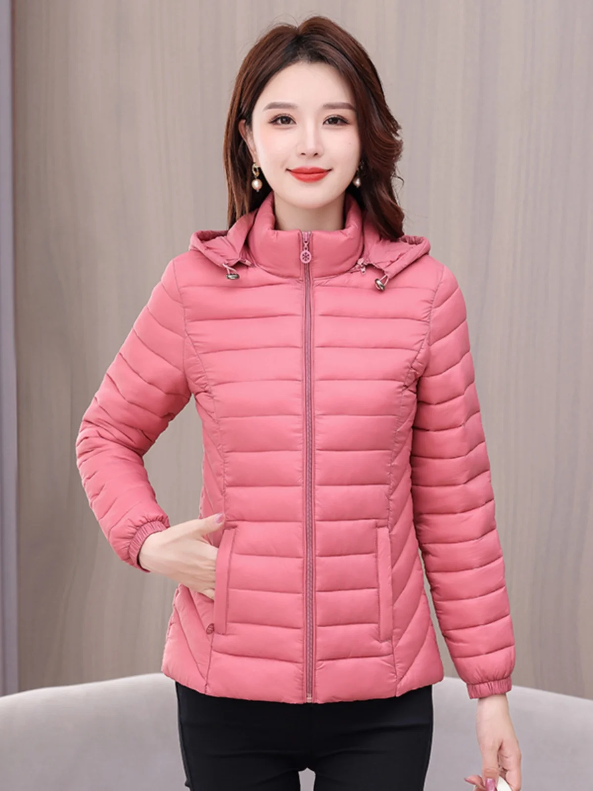 

Осенне-зимняя женская утепленная куртка из хлопка с капюшоном, легкая, модная, приталенная, теплая, для мам, из легкого хлопка.