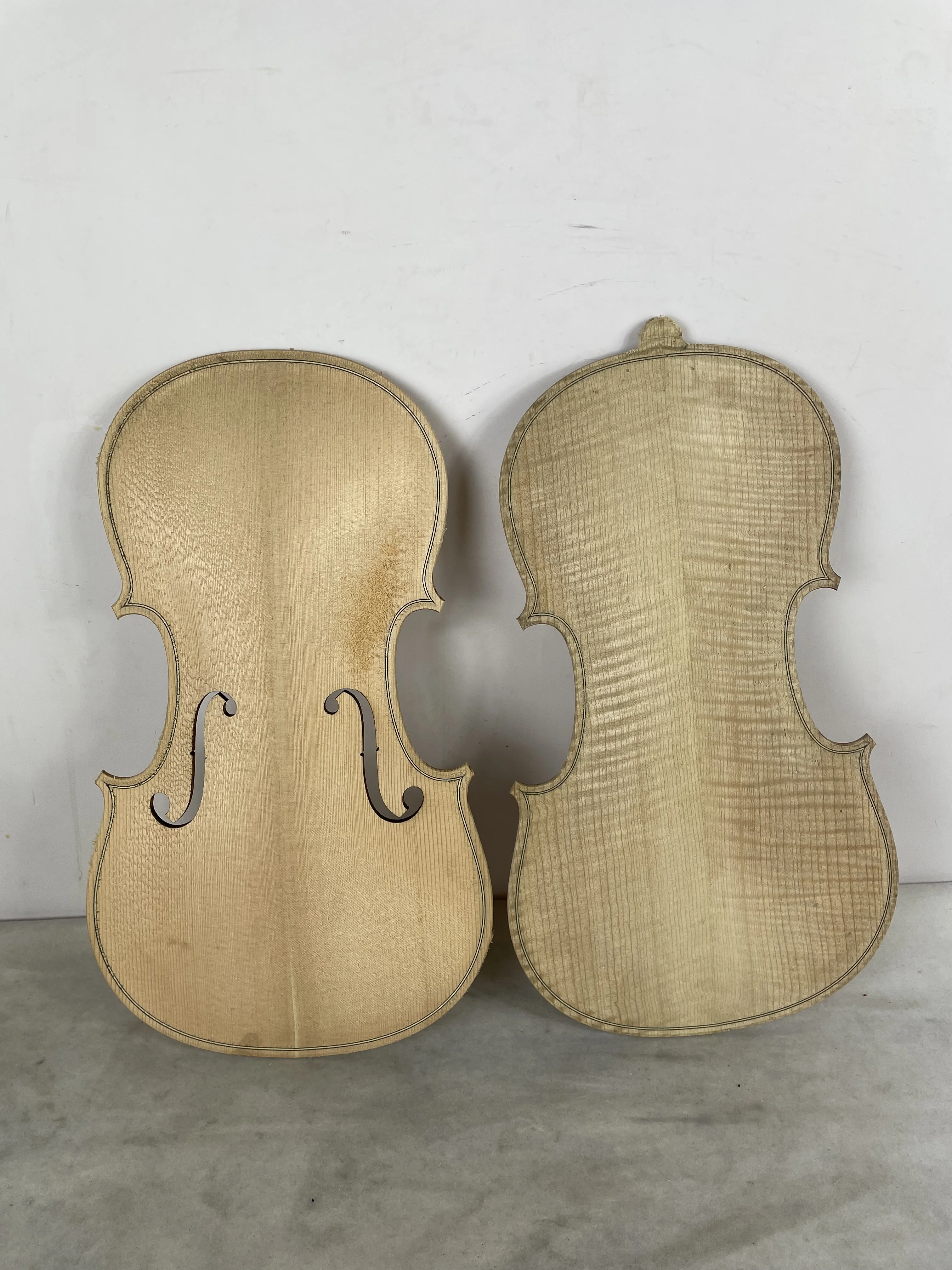 A Set of Advaced Violin Macking Materials, 4/4 Violin Spruce Panel, Back Full of Strips, High Quality, Super Beauty