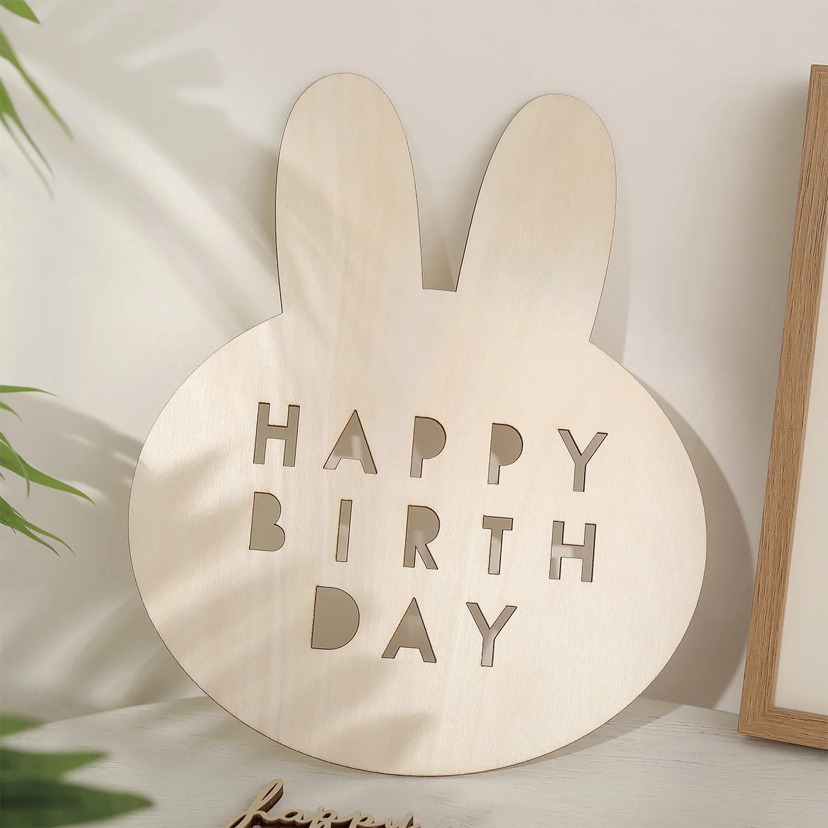 1PC Happy birthday rabbit wooden ornaments birthday party scene decoration layout