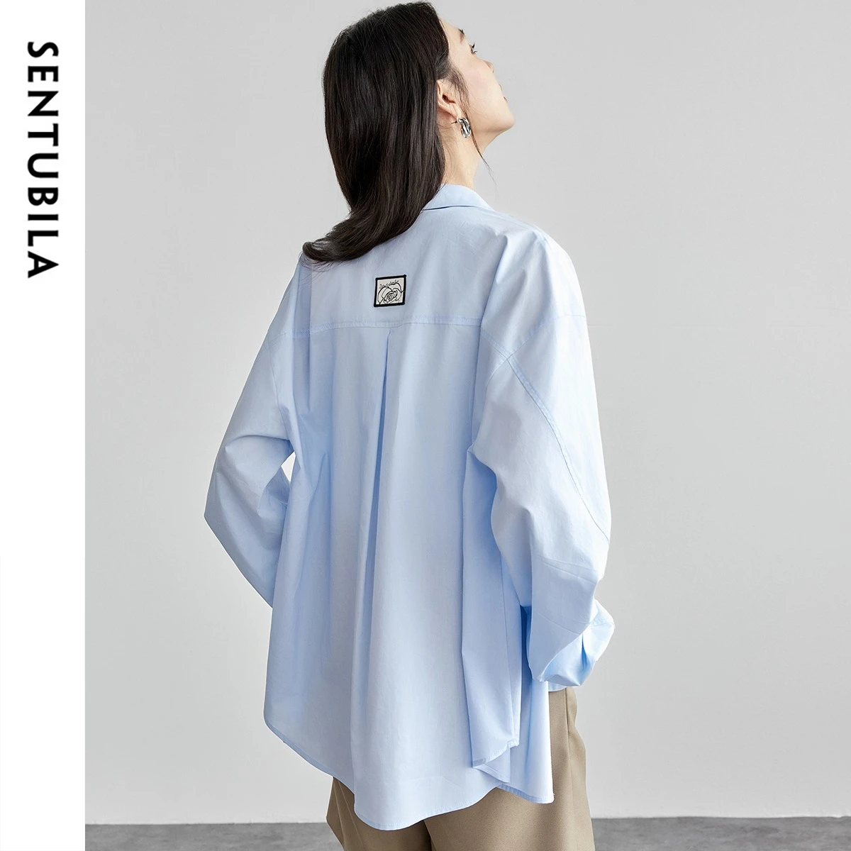 SENTUBILA Women's Cotton Blue Oversize Shirt 2026 Loose Casual Autumn Gathered Cuffs Long Sleeve Blouse Tops for Woman 151C58039