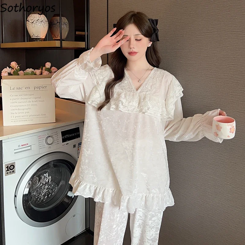 V-neck Pleuche Pajama Sets Women Soft Ruffles Design Sweet Home Thick Flare Sleeve Gentle Classic Daily Chic Pijamas De Mujer