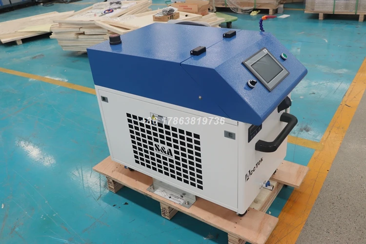 เครื่องทำความสะอาดเลเซอร์เบอร์600มม. ความเร็วสูง1000W 1500W 2000W 3000W เครื่องทำความสะอาดเลเซอร์สำหรับกำจัดสนิม