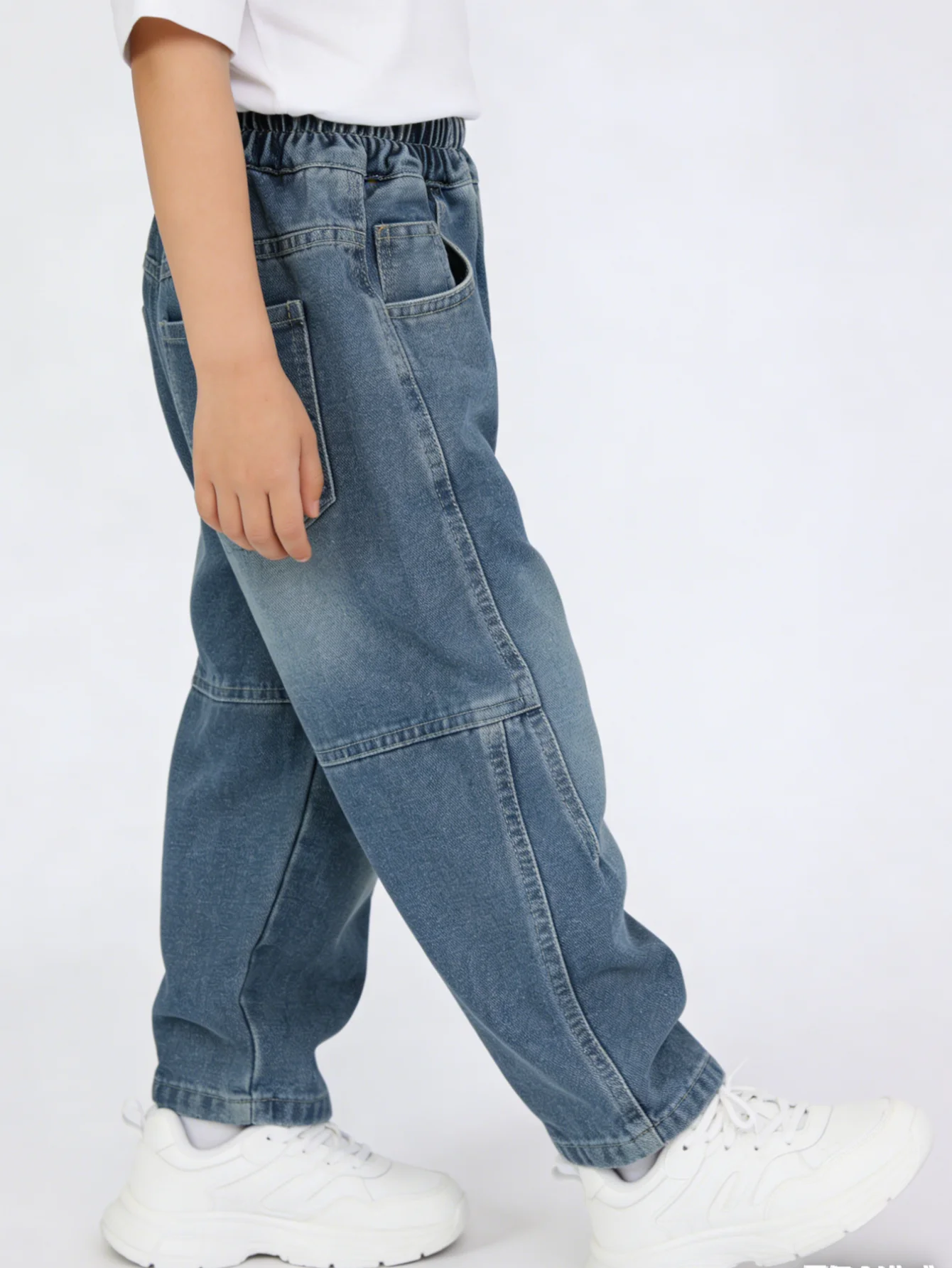 Boys Light Blue Vintage Wash Denim Jeans Kids Paneled Loose Fit Baggy Pants Children Elastic Waist Casual Trousers 2026 New 3 Boys Light Blue Vintage Wash Denim Jeans Kids Paneled Loose Fit Baggy Pants Children Elastic Waist Casual Trousers 2026 New 3