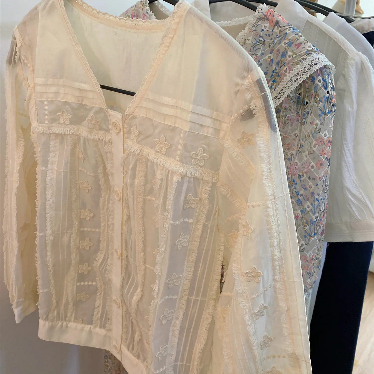 

Ele Cherry Blossom Кружевная кисточка V-Ne irt Вышитый 3D Island Sle Женский облегающий крой из смеси хлопка Дышащий irt