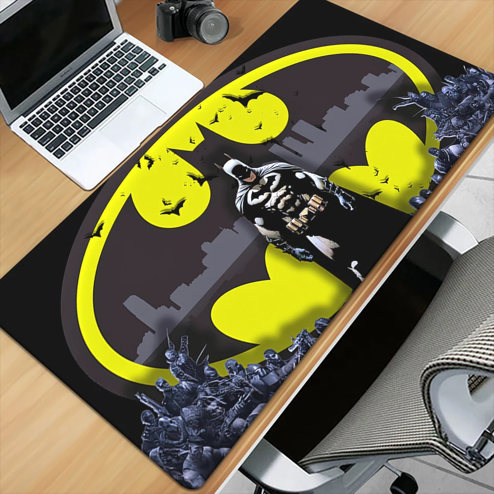 

Коврик для мыши Bat hero, Настольный коврик, игровые аксессуары для клавиатуры, компьютер, подарок, декоративный стол, подставка под чашку, подставка под столовую посуду, для дома