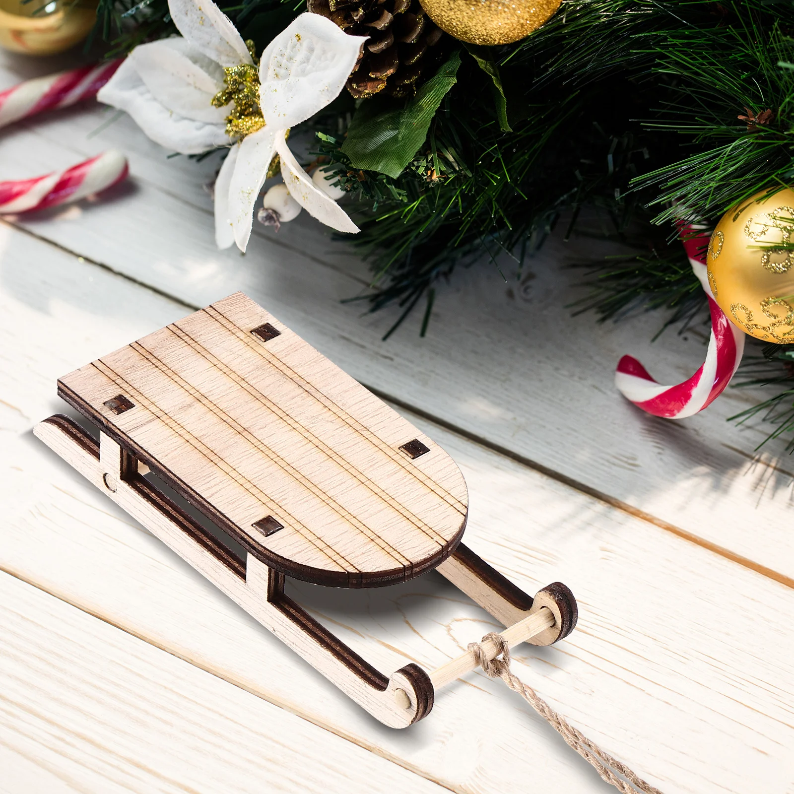 

3Pcs Wooden Sleigh Ornaments Mini Christmas Sleigh Decor for Tabletop Desktop Living Room Bedroom Office Xmas Sleighs Crafts