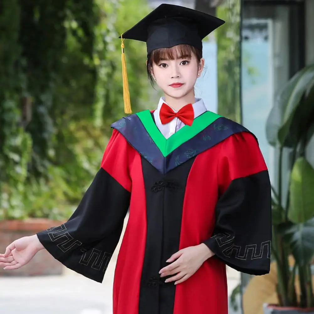 Bachelor Robe Cap Class of 2025 Graduation Cap Gown Set for High School College Academic Doctor Robe with Tassel for Graduates