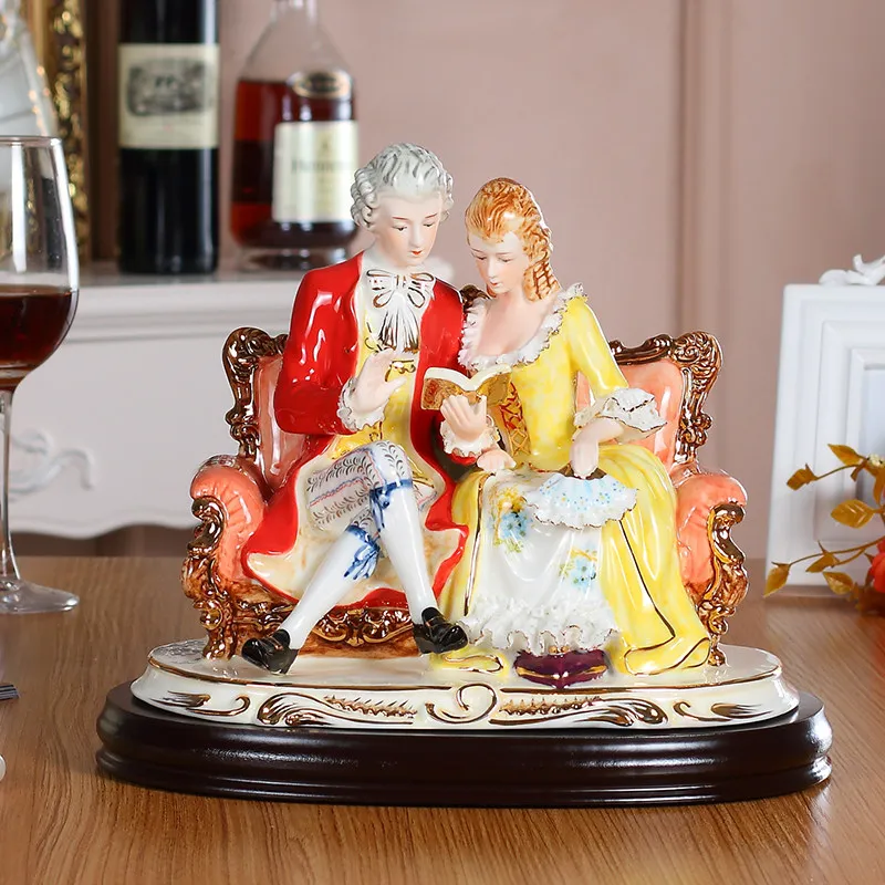 High-end European ceramic character ornaments, luxury craftsmanship boutique couples decoration, wedding gifts