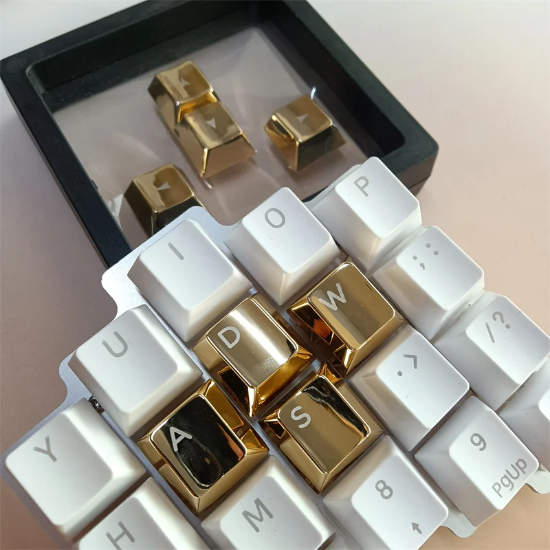 

Металлические колпачки для клавиш WASD, игровые колпачки с силуэтом вишни, одинарные колпачки для клавиш KBMaster, индивидуальные направления, колпачки для ключей с подсветкой