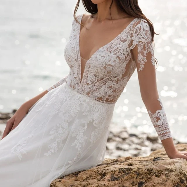 

Bohemian Beach Wedding Dress A-Line V-Neck Long Sleeve Lace Open Back Applique Tulle Backless Bridal Gown