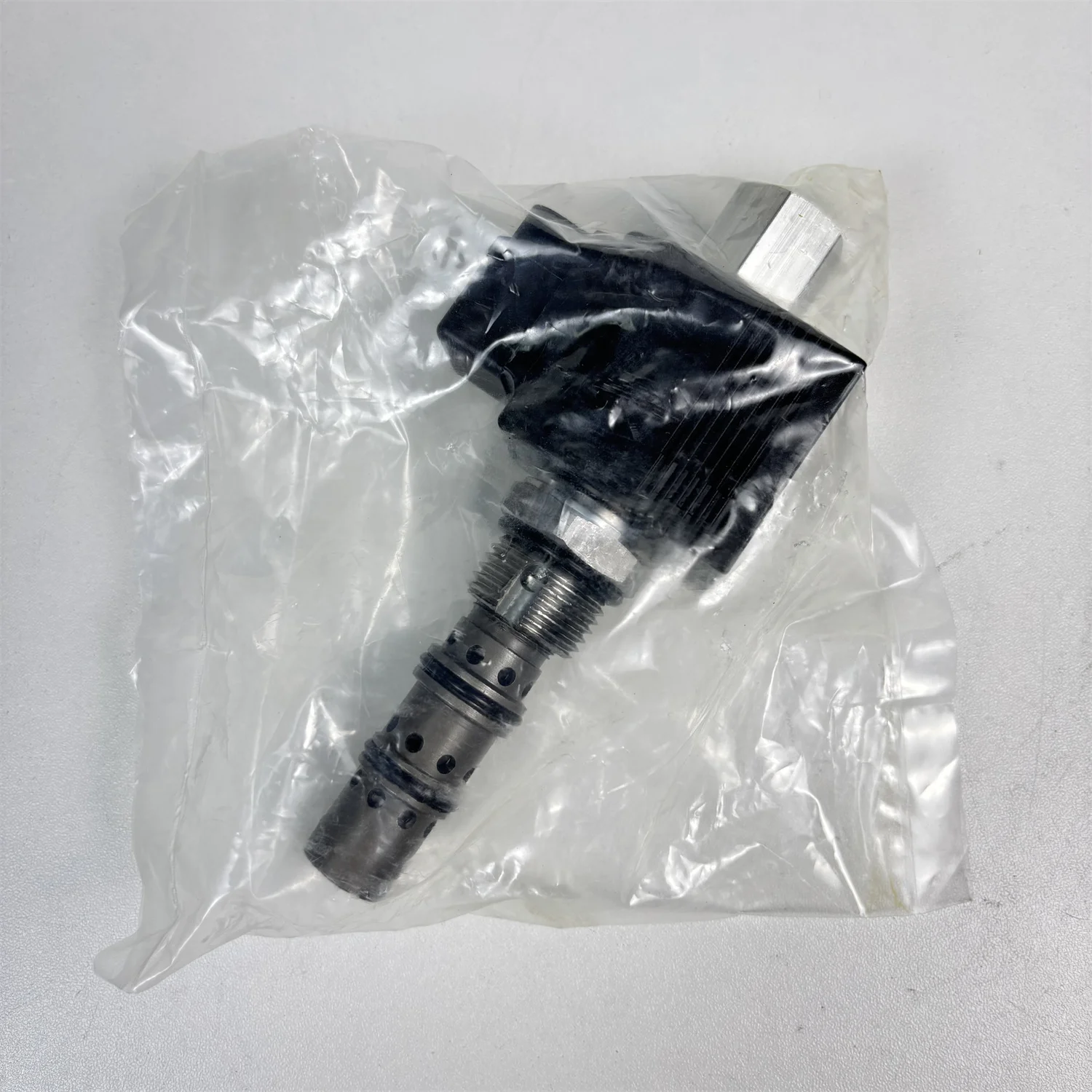 

New High Quality Solenoid Valve YZ150189